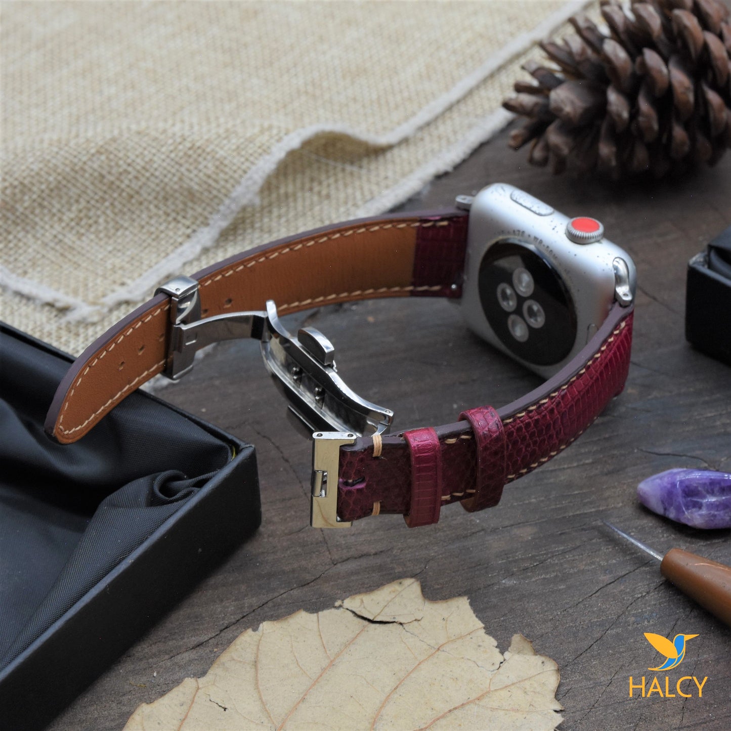 Dây đồng hồ Apple Watch làm thủ công từ Da Kỳ Đà Thái Lan - Khoá Bướm