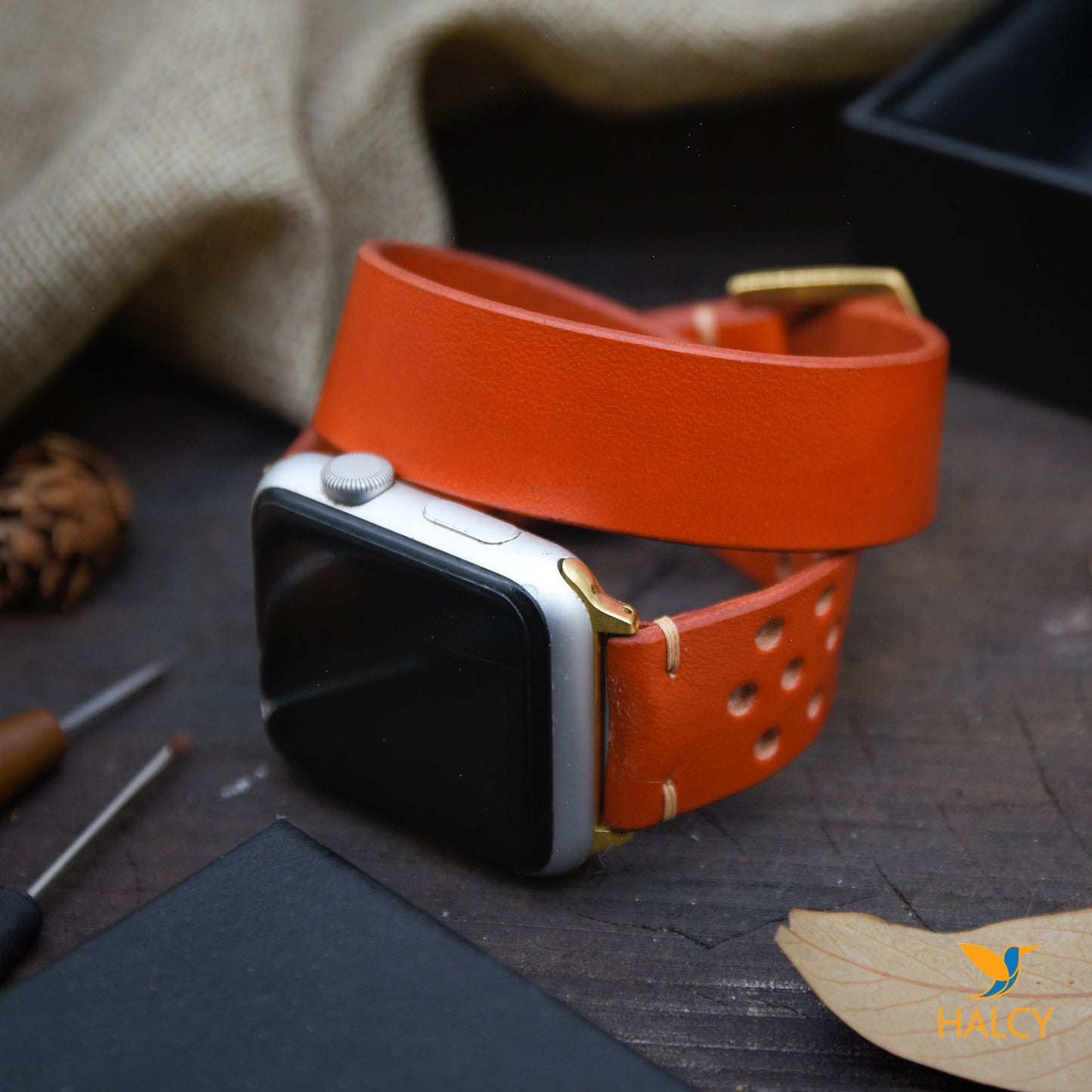 Dây đồng hồ Apple Watch hai vòng màu cam làm thủ công từ da bò Vegetable Tanned của Ý - Lựa chọn màu khóa