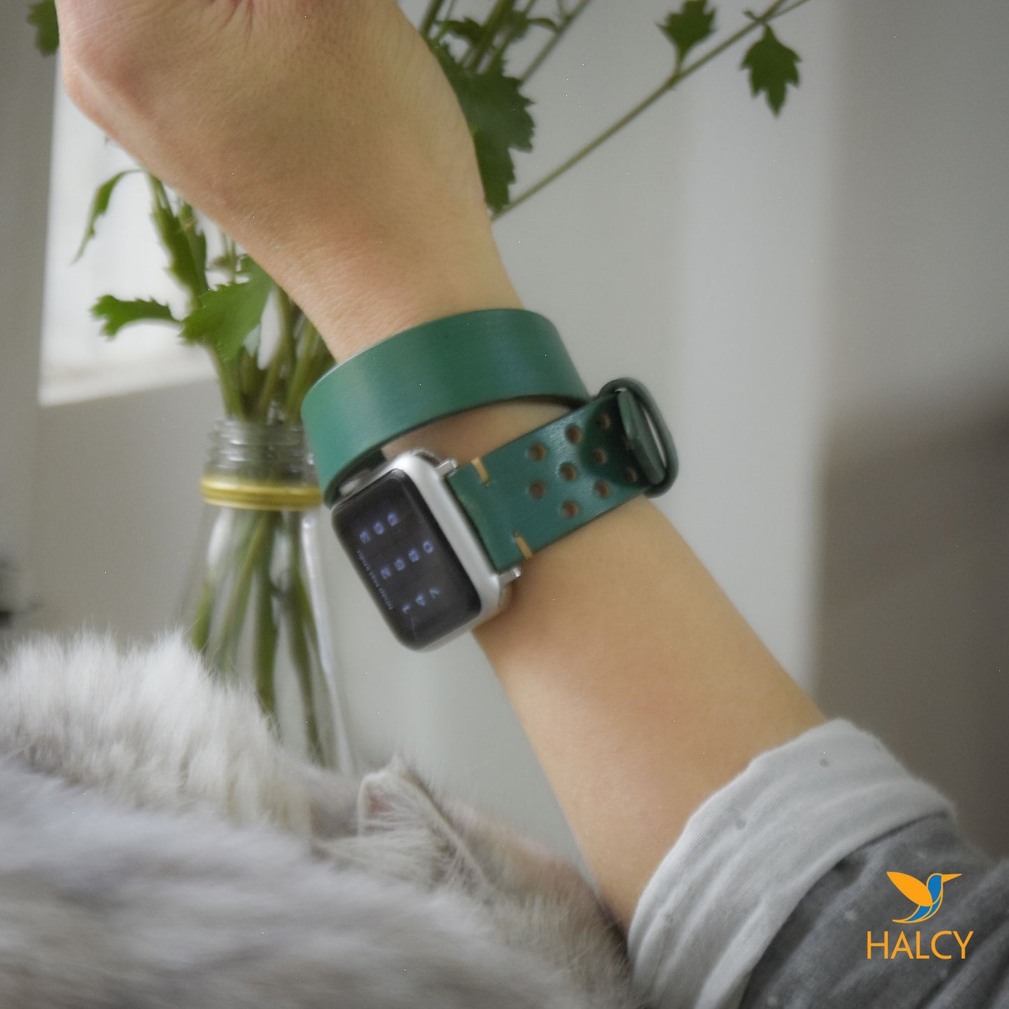 Dây đồng hồ Apple Watch hai vòng màu xanh lá cây làm thủ công từ da bò Vegetable Tanned của Ý - Lựa chọn màu khóa