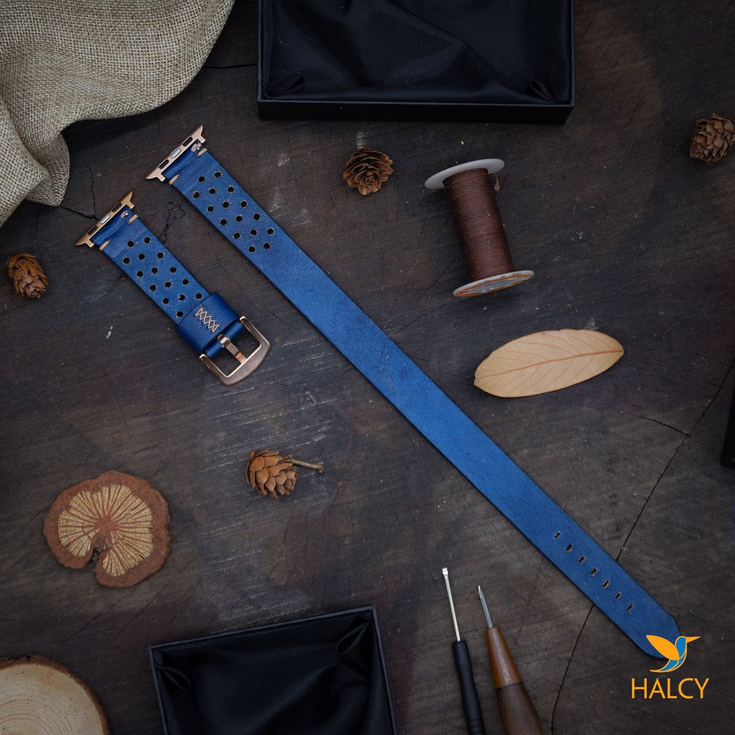 Dây đồng hồ Apple Watch hai vòng màu xanh navy làm thủ công từ da bò Vegetable Tanned của Ý - Lựa chọn màu khóa