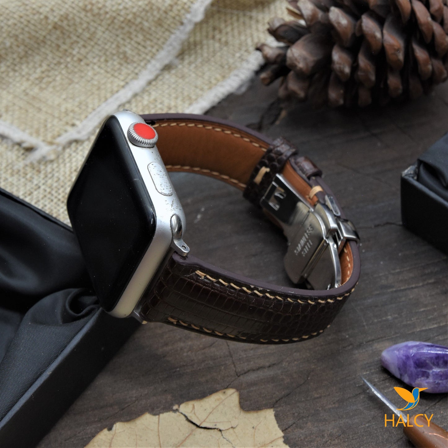 Dây đồng hồ Apple Watch làm thủ công từ Da Kỳ Đà Thái Lan - Khoá Bướm